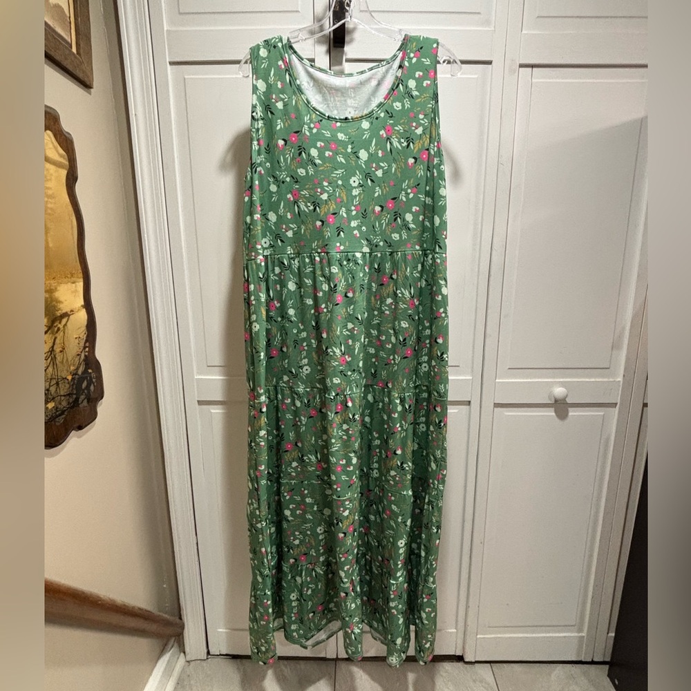 Chic‎ Green Floral Maxi Dress Size XLarge